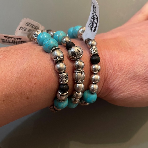 Free People Beaded Turquoise Silver-tone Stretch Bracelets, Lot of 3, NWT! - Picture 6 of 16